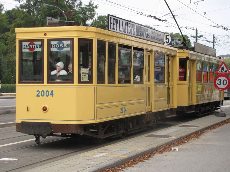 _Photos_Forum_N/Trams/Bruxelles/2010/Parade/IMG_4266.JPG http://jcbecker.free.fr/_Photos_Forum_N/Trams/Bruxelles/2010/Parade/IMG_4266.JPG