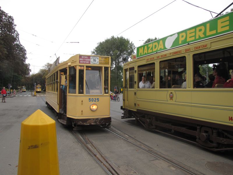 _Photos_Forum_N/Trams/Bruxelles/2010/Parade/IMG_4279.JPG http://jcbecker.free.fr/_Photos_Forum_N/Trams/Bruxelles/2010/Parade/IMG_4279.JPG