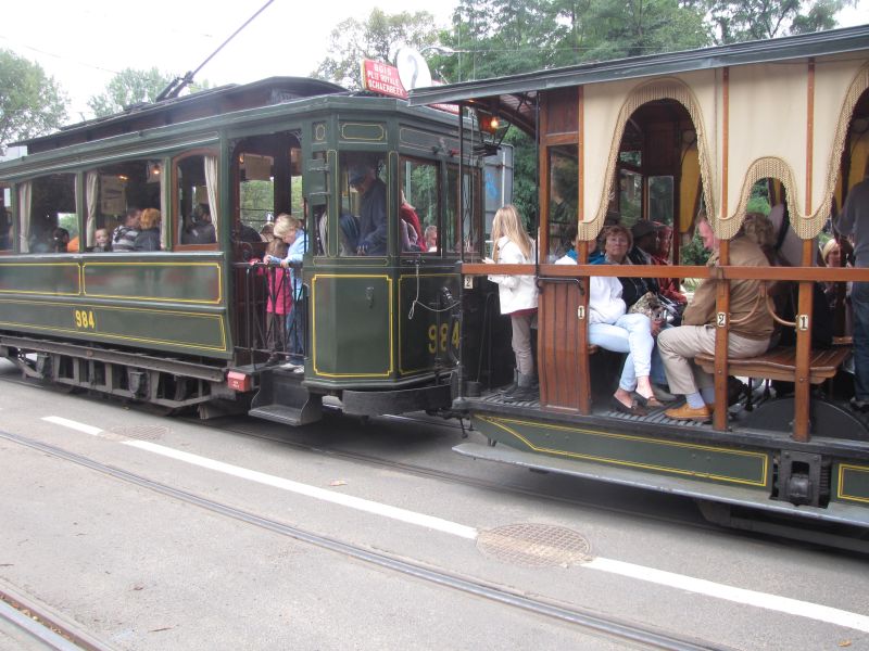 _Photos_Forum_N/Trams/Bruxelles/2010/Parade/IMG_4291.JPG http://jcbecker.free.fr/_Photos_Forum_N/Trams/Bruxelles/2010/Parade/IMG_4291.JPG