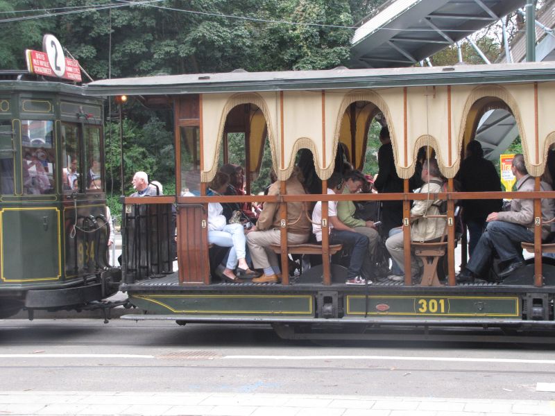 _Photos_Forum_N/Trams/Bruxelles/2010/Parade/IMG_4295.JPG http://jcbecker.free.fr/_Photos_Forum_N/Trams/Bruxelles/2010/Parade/IMG_4295.JPG