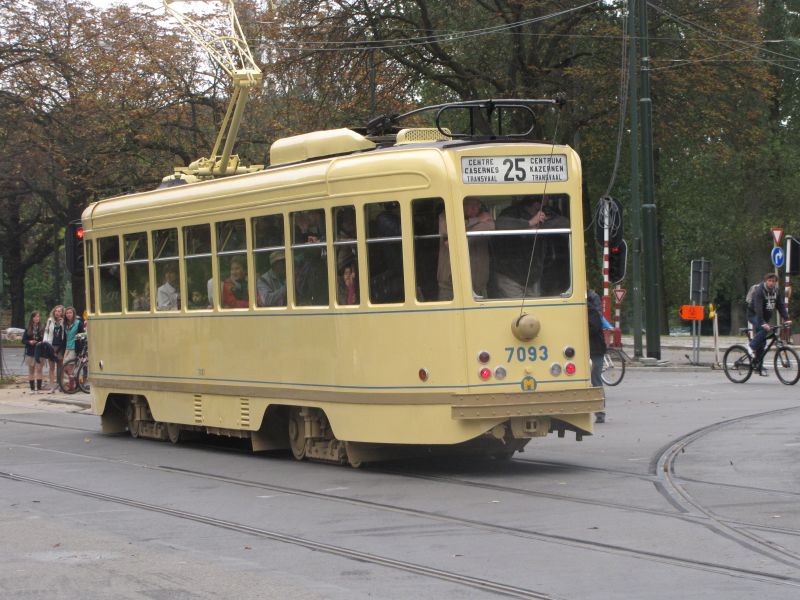 _Photos_Forum_N/Trams/Bruxelles/2010/Parade/IMG_4318.JPG http://jcbecker.free.fr/_Photos_Forum_N/Trams/Bruxelles/2010/Parade/IMG_4318.JPG