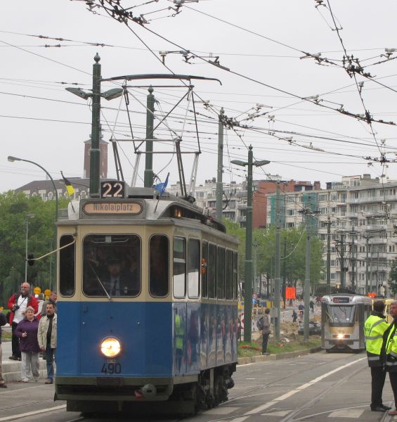 _Photos_Forum_N/Trams/Bruxelles/2010/Parade/IMG_4320.JPG http://jcbecker.free.fr/_Photos_Forum_N/Trams/Bruxelles/2010/Parade/IMG_4320.JPG