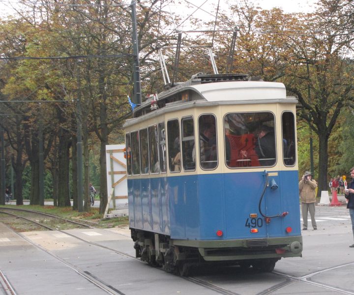 _Photos_Forum_N/Trams/Bruxelles/2010/Parade/IMG_4327.JPG http://jcbecker.free.fr/_Photos_Forum_N/Trams/Bruxelles/2010/Parade/IMG_4327.JPG