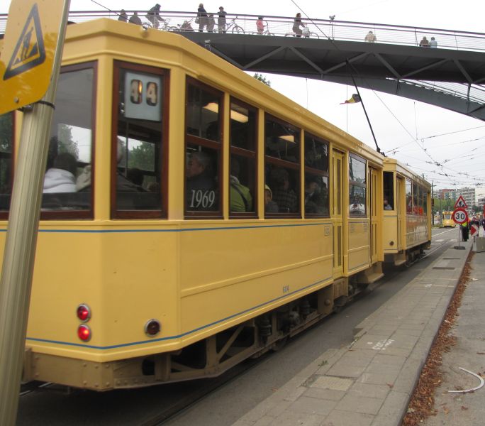 _Photos_Forum_N/Trams/Bruxelles/2010/Parade/IMG_4341.JPG http://jcbecker.free.fr/_Photos_Forum_N/Trams/Bruxelles/2010/Parade/IMG_4341.JPG