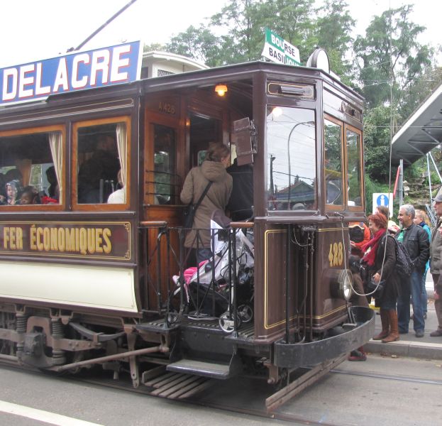 _Photos_Forum_N/Trams/Bruxelles/2010/Parade/IMG_4419.JPG http://jcbecker.free.fr/_Photos_Forum_N/Trams/Bruxelles/2010/Parade/IMG_4419.JPG